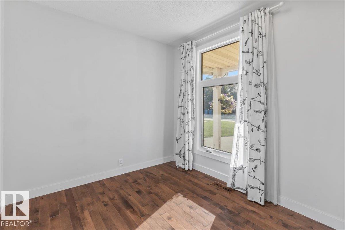 11728 33A Av NW, Sweet Grass — photo 11 of 30
