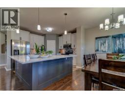 4pc Bathroom - 4826 Mazinke Crescent, Regina, SK S4X4V1 Photo 9