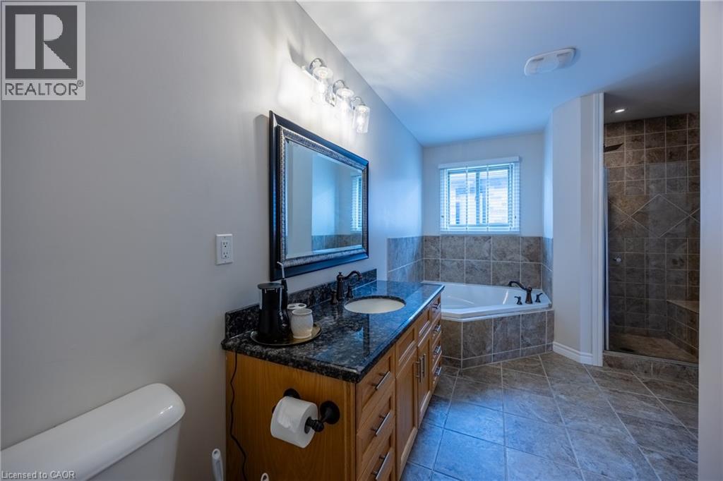24 MELODY Drive - Image 17