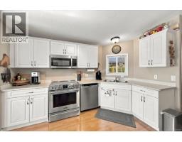 Den - 27 6325 Metral Dr, Nanaimo, BC V9T6P9 Photo 8