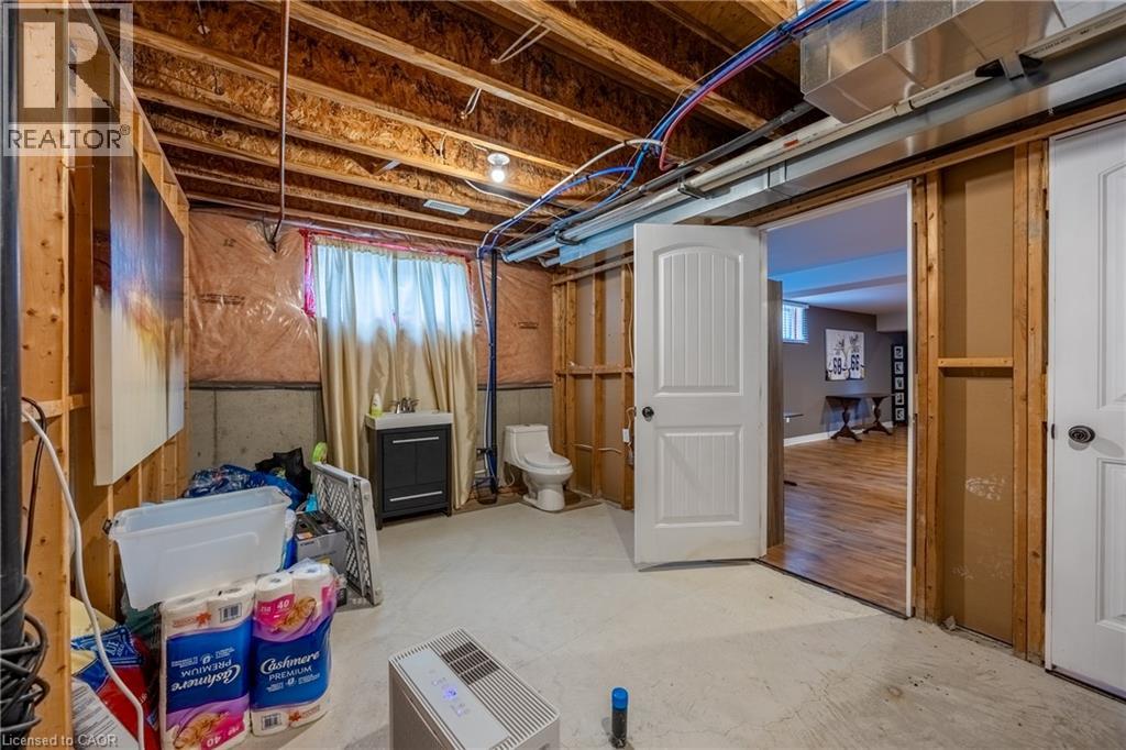 24 MELODY Drive - Image 39