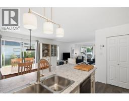 4 141 Sixth Ave E, Qualicum Beach, BC V9K2J6 Photo 12