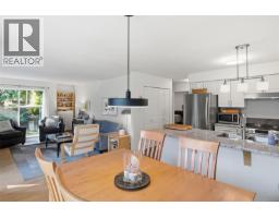 Dining room - 4 141 Sixth Ave E, Qualicum Beach, BC V9K2J6 Photo 7