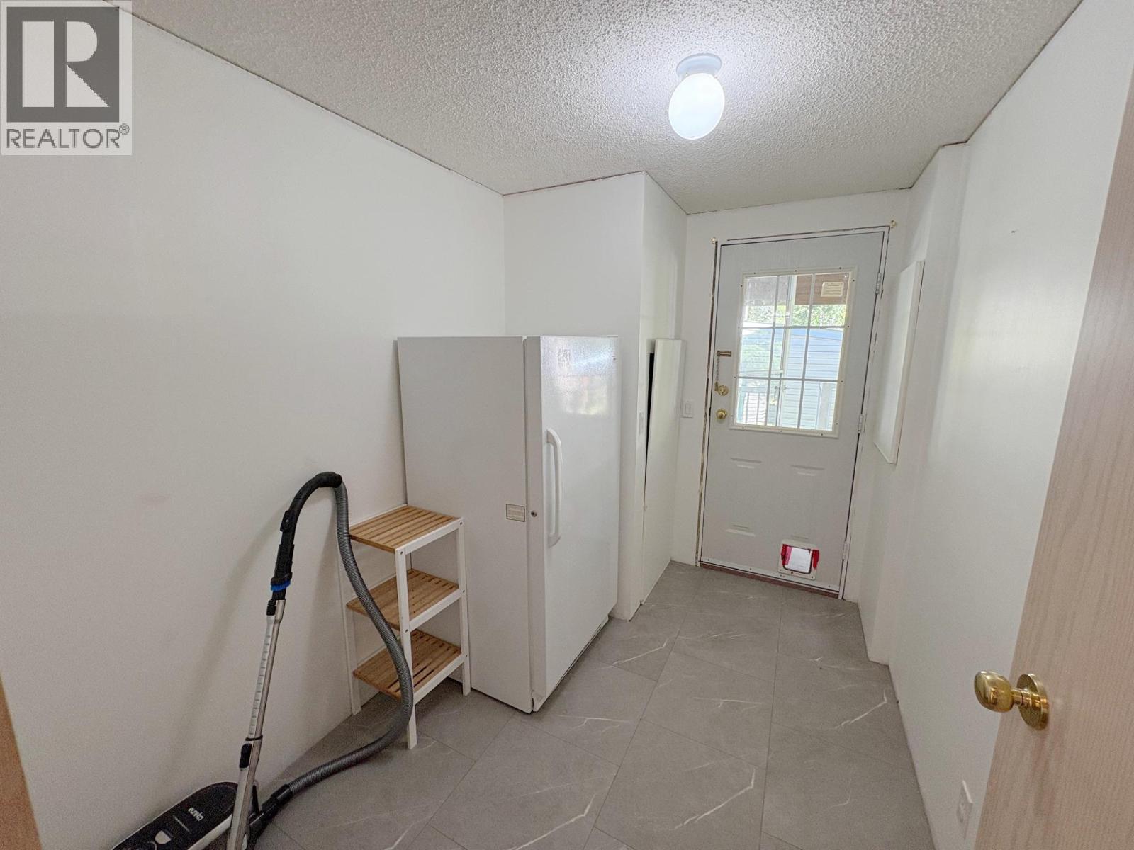 237 Dunlevy Road - 19