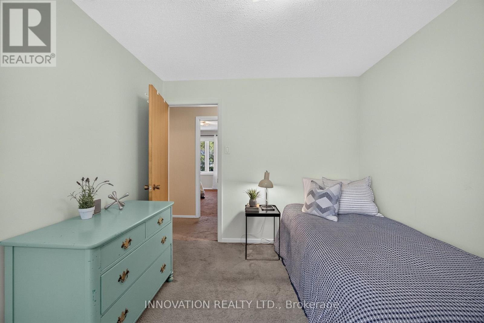 10 WELKIN CRESCENT photo 32