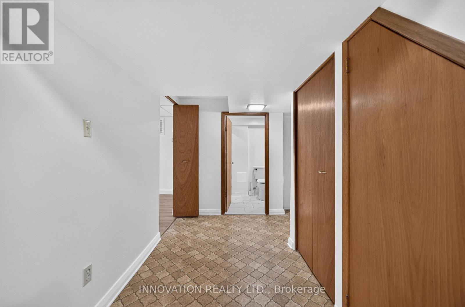 10 WELKIN CRESCENT photo 39
