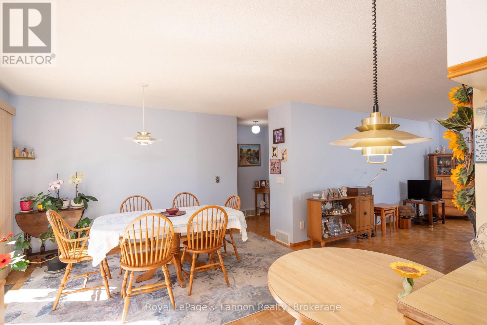 123 PARSONS AVENUE - 18