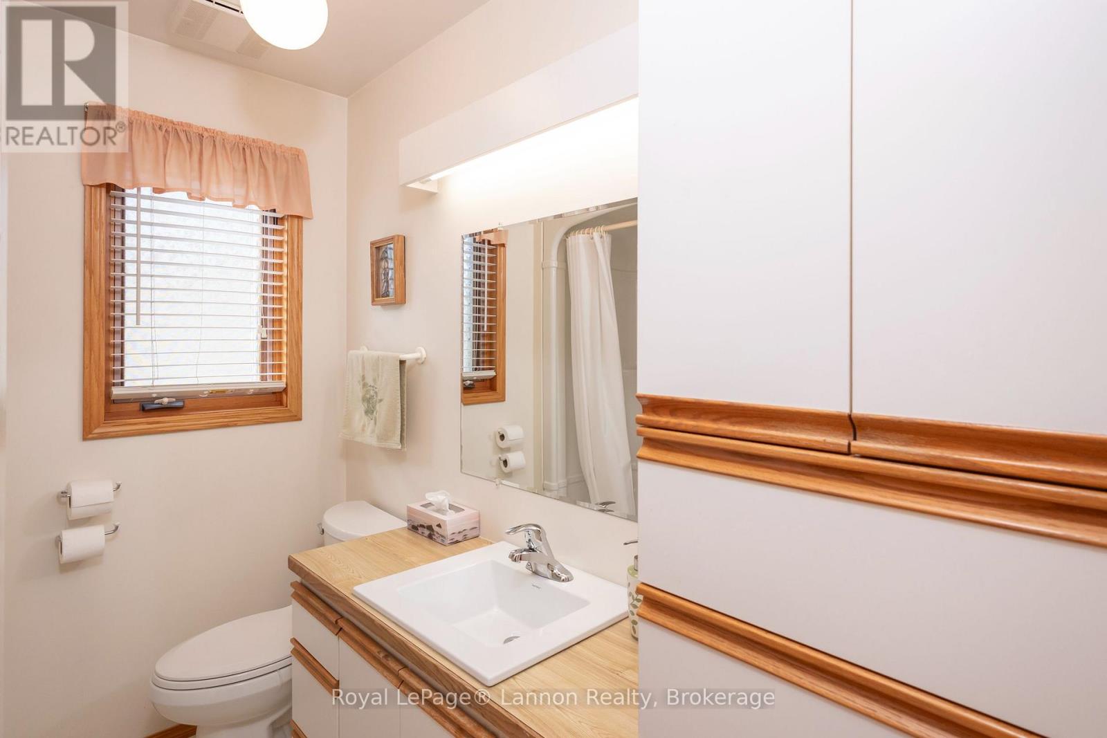 123 PARSONS AVENUE - 25