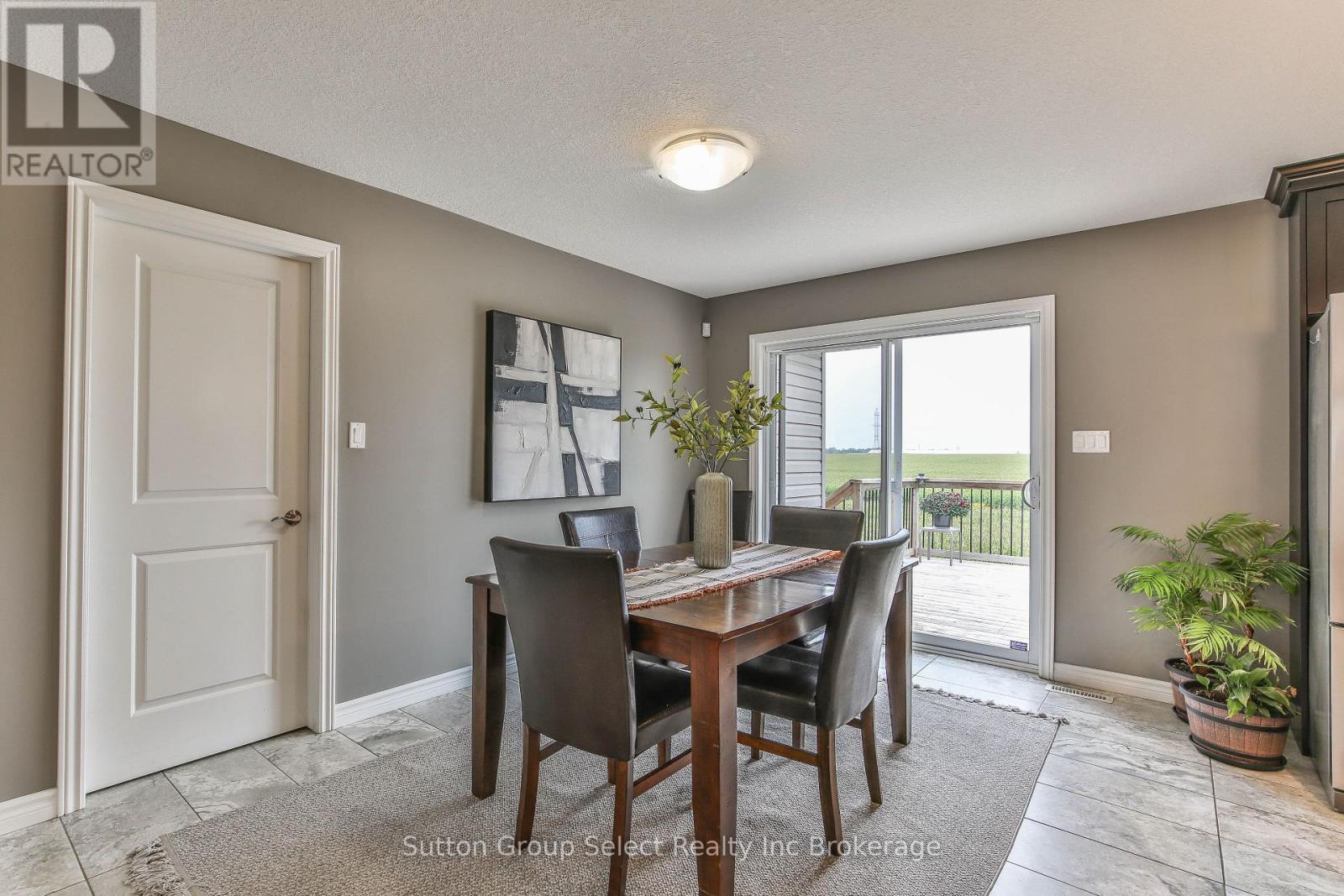 86 WALKER ROAD - Image 19