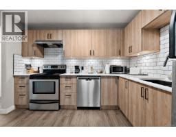 Kitchen - 106 71 Gorge Rd W, Saanich, BC V9A1L9 Photo 7