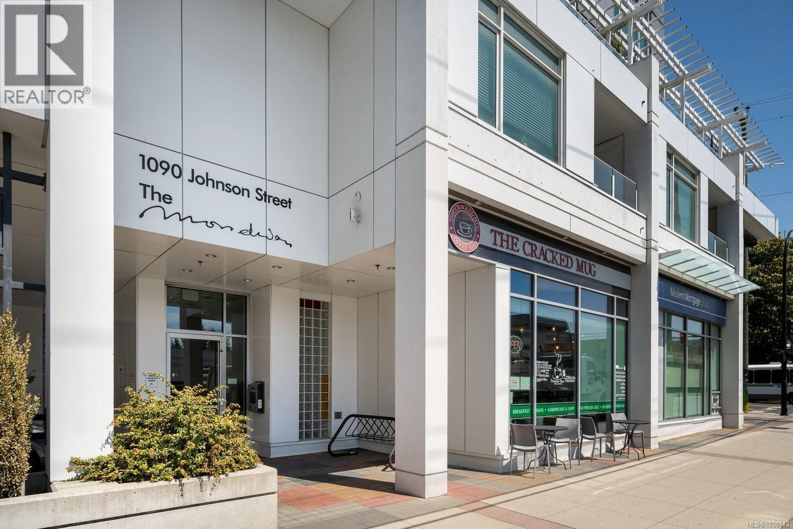 #1008 1090 Johnson St - 15