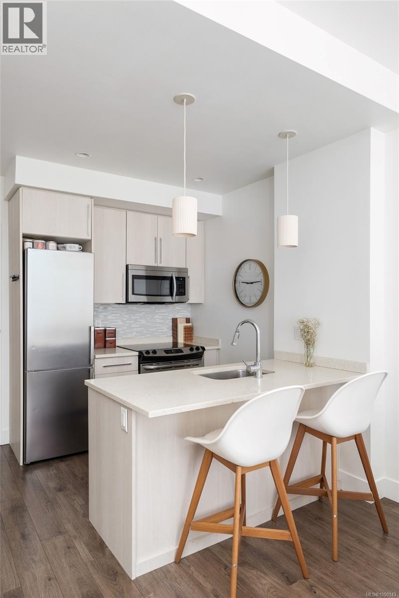 #1008 1090 Johnson St - 7