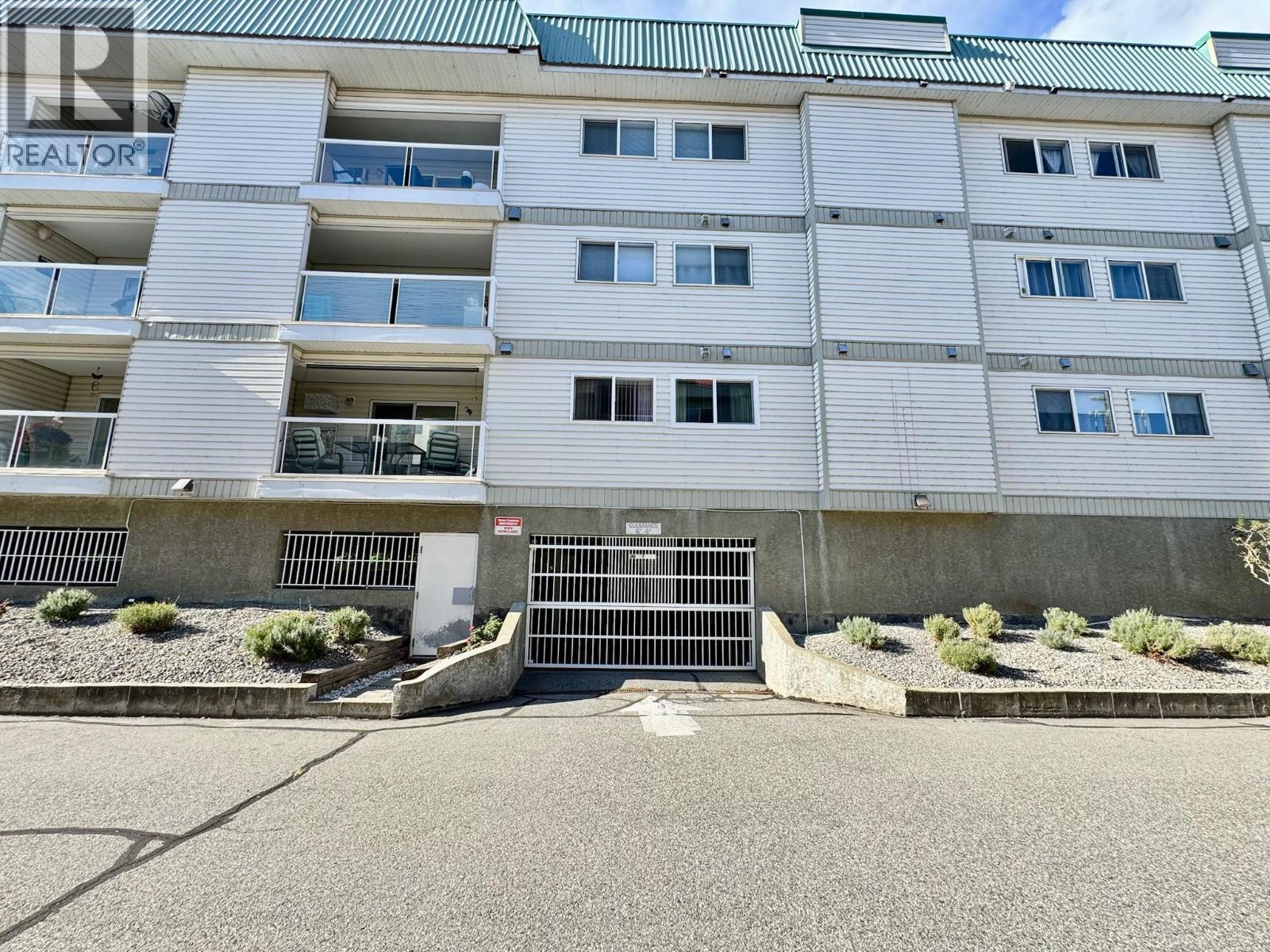#109 298 YORKTON Avenue - 62
