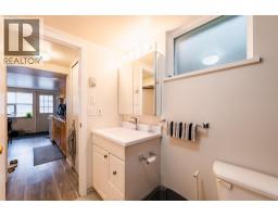 220-222 Vernon Street, Nelson, BC V1L4E2 Photo 33