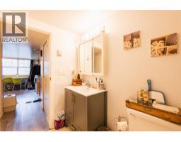 220-222 Vernon Street, Nelson, BC V1L4E2 Photo 57