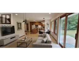 Foyer - 1070 Webb Road, South Slocan, BC V0G2G0 Photo 16
