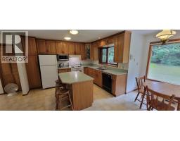 Living room - 1070 Webb Road, South Slocan, BC V0G2G0 Photo 9