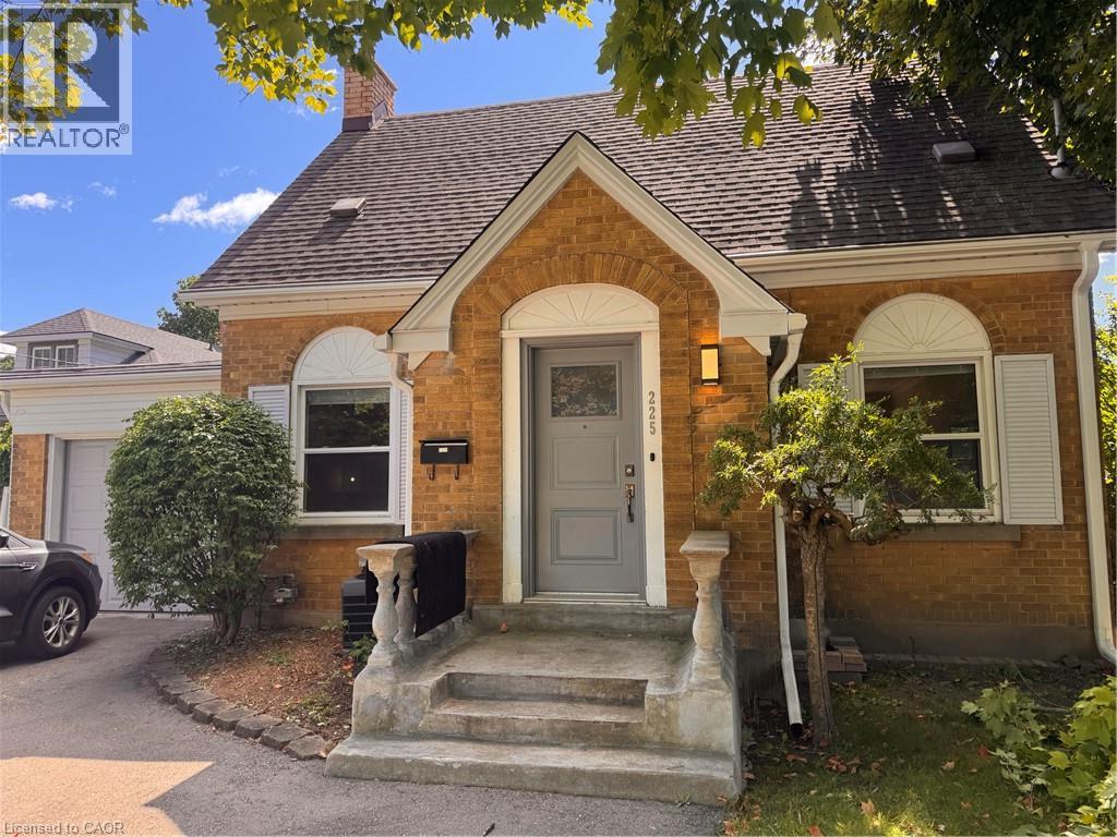 225 BRIDGEPORT Road E, Waterloo