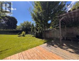 225 Bridgeport Road E, Waterloo, ON N2J2K7 Photo 16