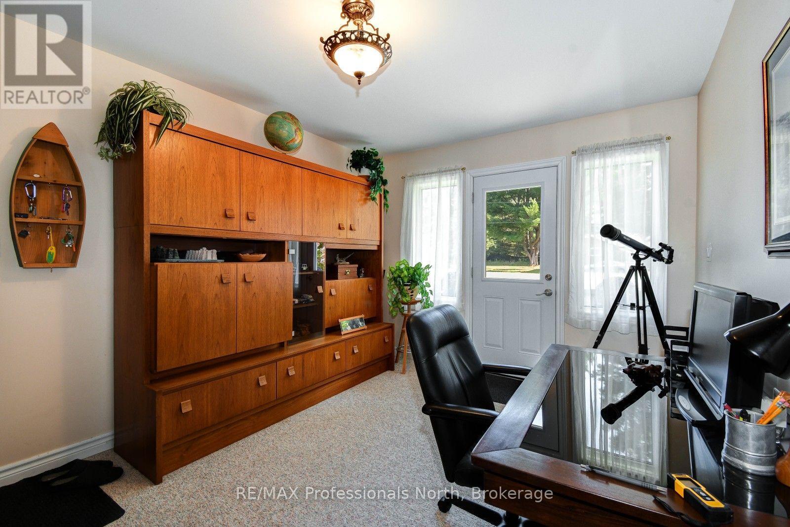 1017 CLEMENT LAKE ROAD - Image 29