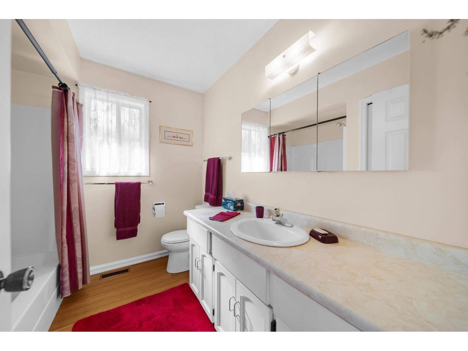 47404 SWALLOW CRESCENT, Little Mountain, Chilliwack