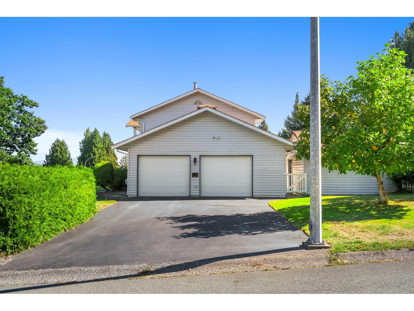 47404 SWALLOW CRESCENT, Little Mountain, Chilliwack