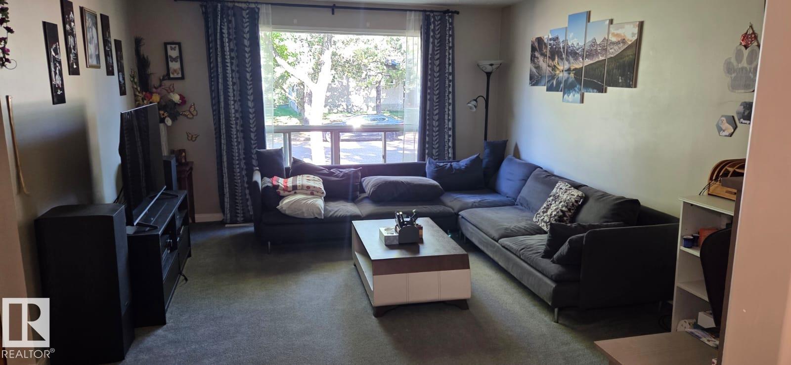 439 CONIFER ST - 5