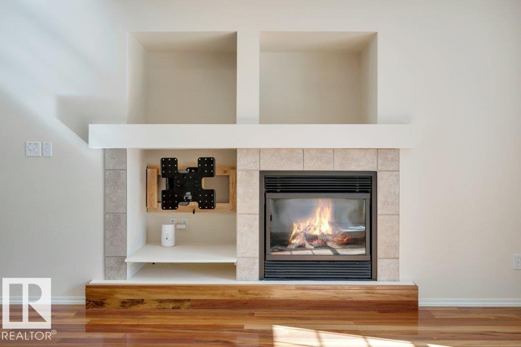 7948 13 AV SW - 13
