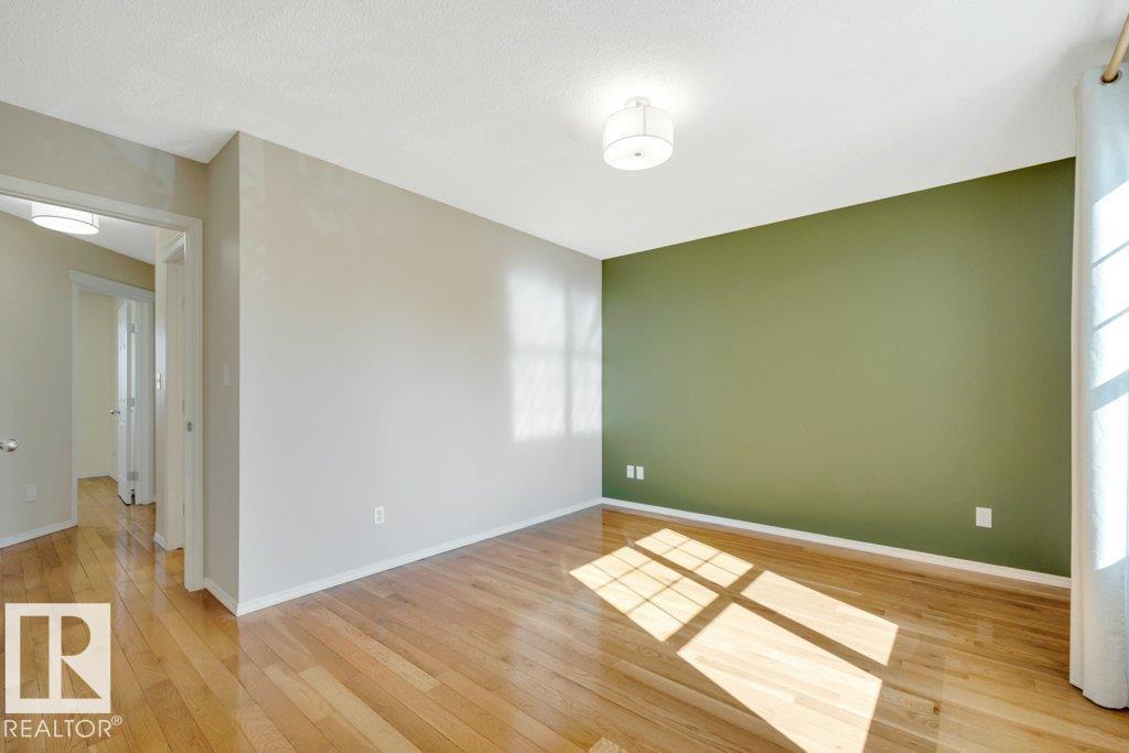 7948 13 AV SW - 30