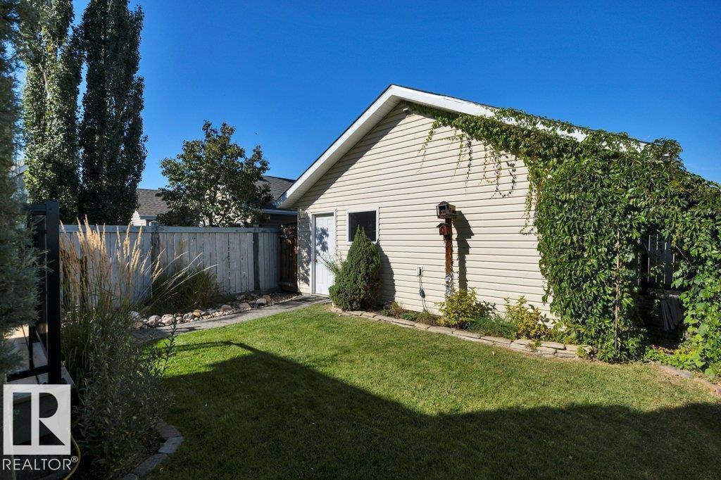7948 13 AV SW - Image 52