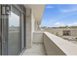 206 - 25 Frederick Todd Way, Toronto, ON M4G0C6 Photo 9