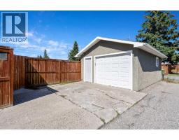 629 Agate Crescent SE - photo 25