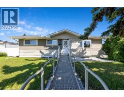 629 Agate Crescent SE - photo 3