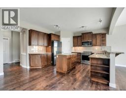4pc Bathroom - 92 Everglen Close Sw, Calgary, AB T2Y0G6 Photo 9