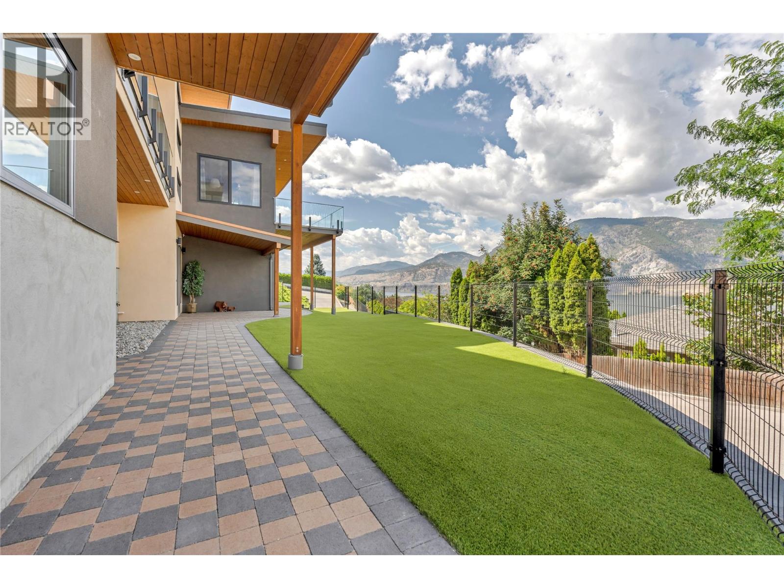 3984 Finnerty Road - Image 67