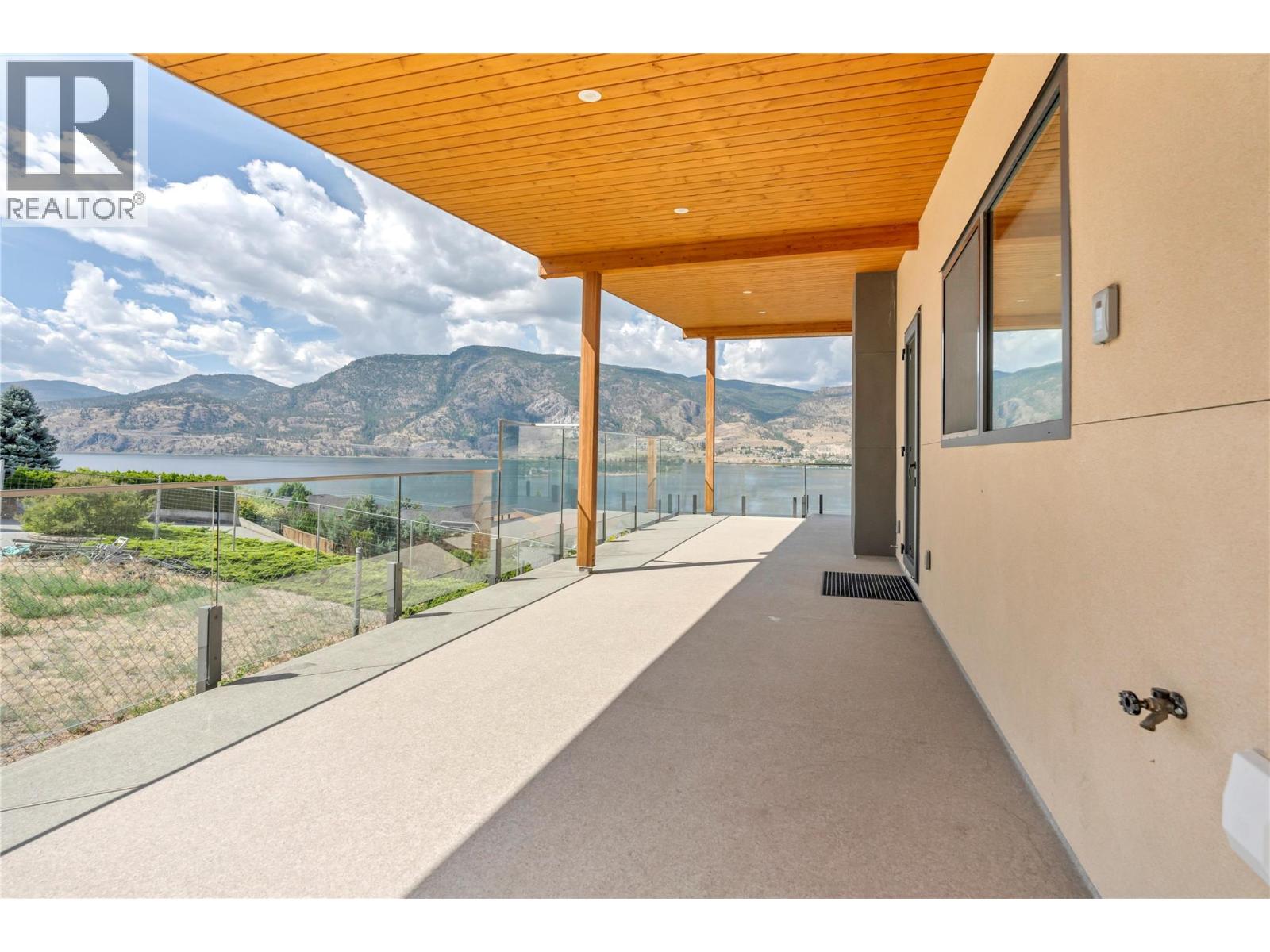 3984 Finnerty Road - 46