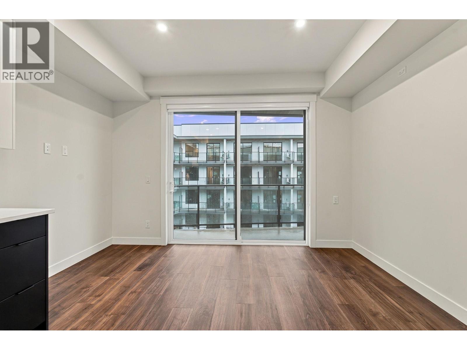 #515 1280 Sutherland Avenue - Image 5