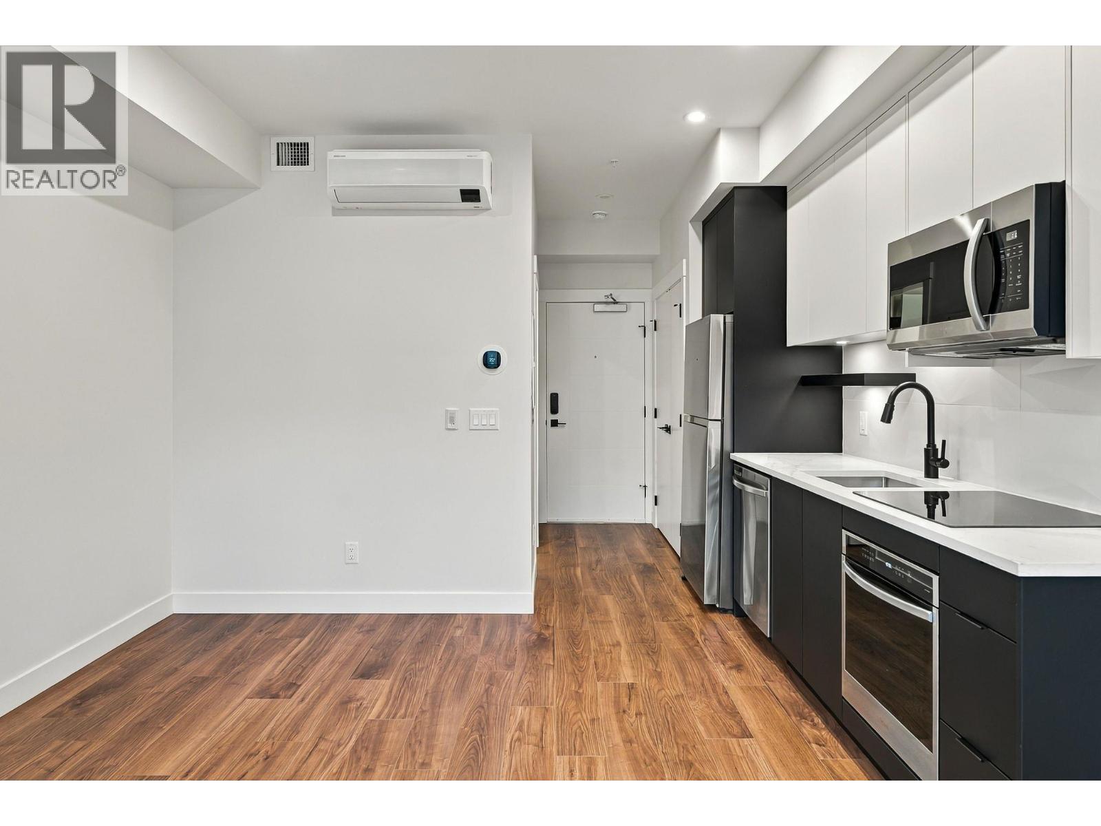 #515 1280 Sutherland Avenue - 10