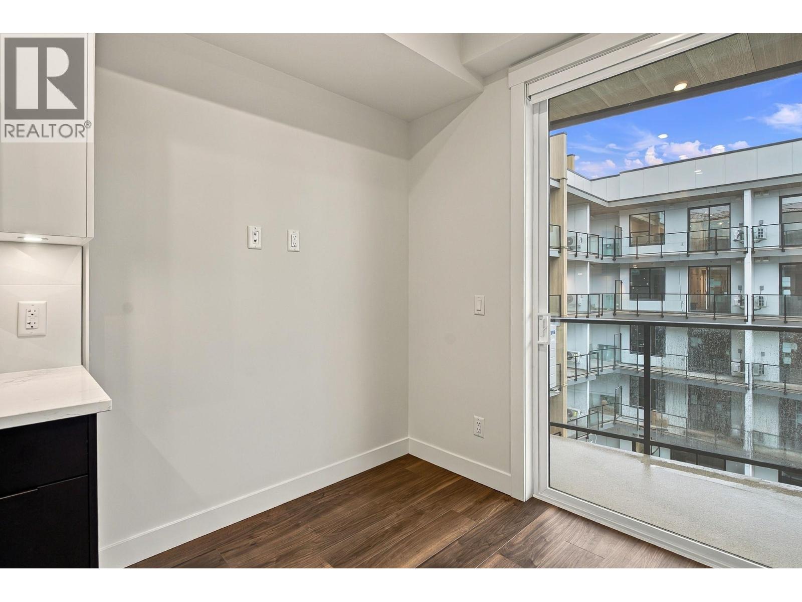 #515 1280 Sutherland Avenue - Image 8