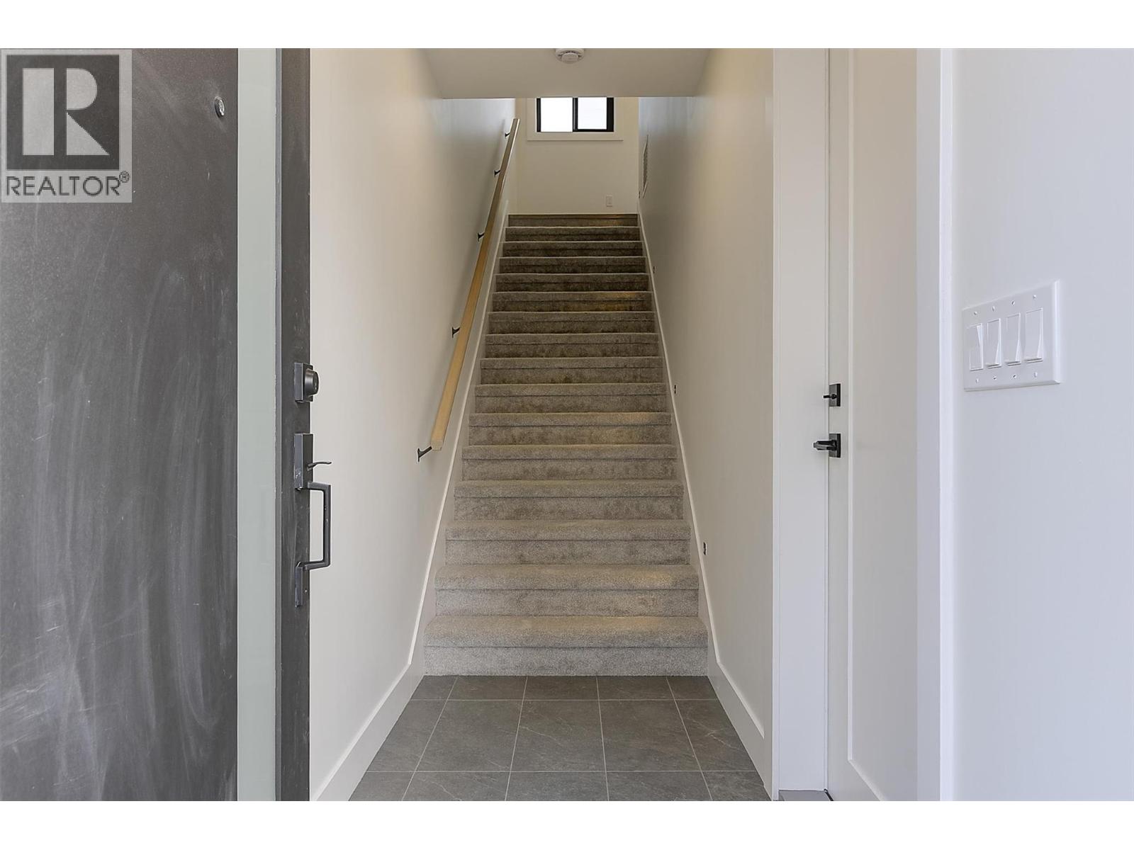 3590 Redecopp Road Unit# 6, Lake Country