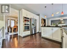 488 Foxcroft Boulevard, Newmarket, ON L3X3L7 Photo 15