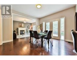488 Foxcroft Boulevard, Newmarket, ON L3X3L7 Photo 16