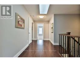 488 Foxcroft Boulevard, Newmarket, ON L3X3L7 Photo 24