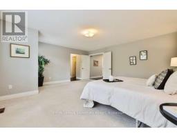 488 Foxcroft Boulevard, Newmarket, ON L3X3L7 Photo 27