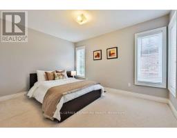 488 Foxcroft Boulevard, Newmarket, ON L3X3L7 Photo 33