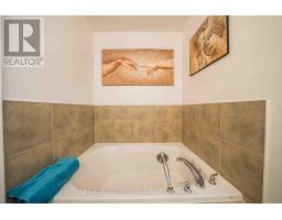 399 Reeves Way Boulevard, Whitchurch Stouffville, ON L4A0H3 Photo 16