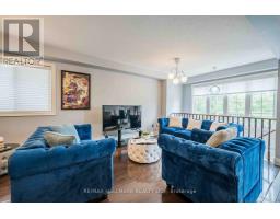 Bedroom 3 - 399 Reeves Way Boulevard, Whitchurch Stouffville, ON L4A0H3 Photo 7