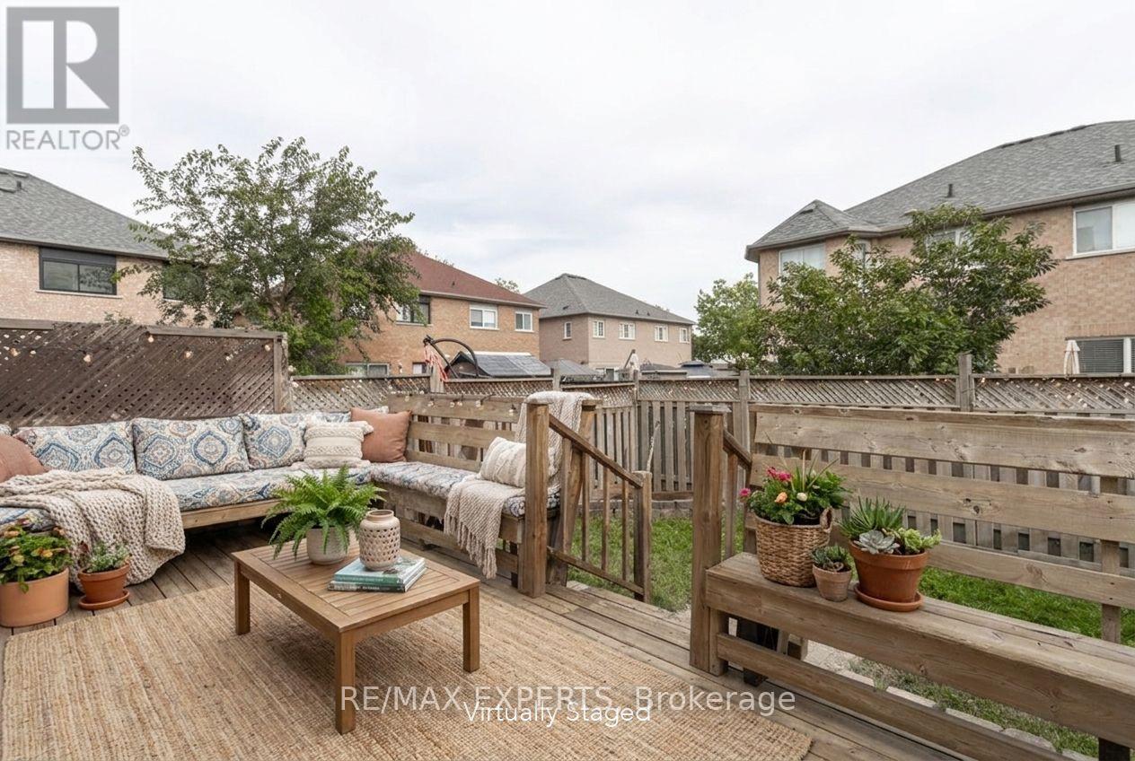 104 ECHO RIDGE CRESCENT - Image 39