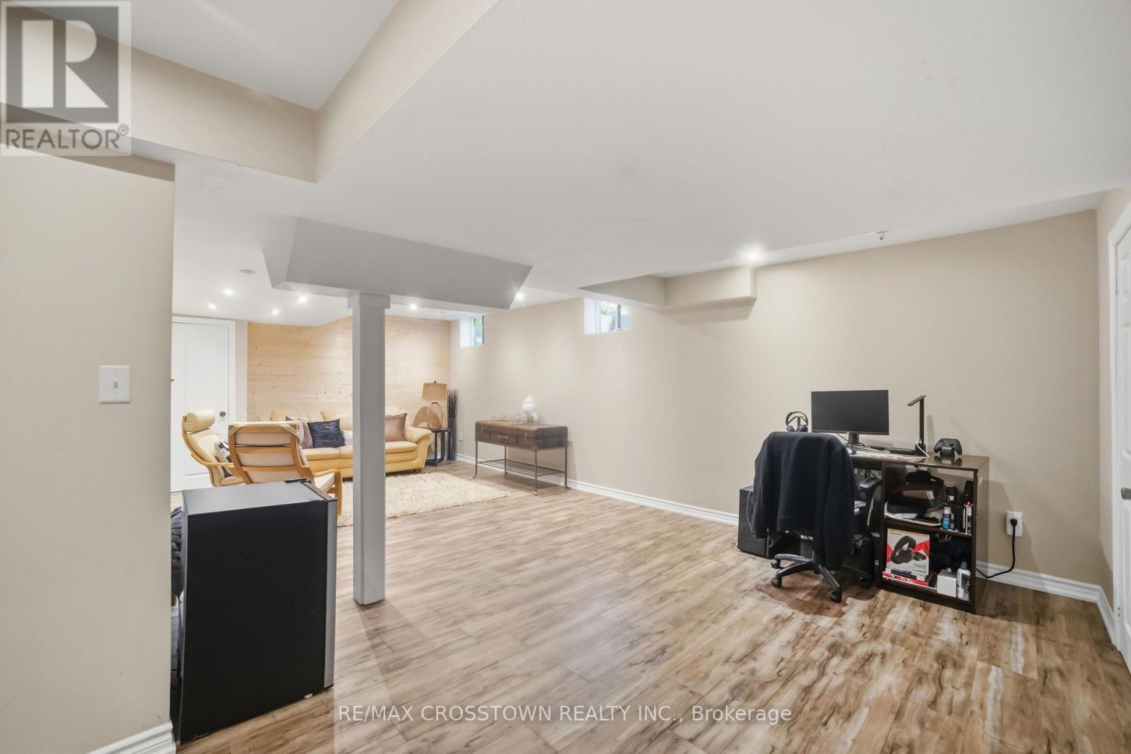 17 COUNSELLOR TERRACE - Image 34