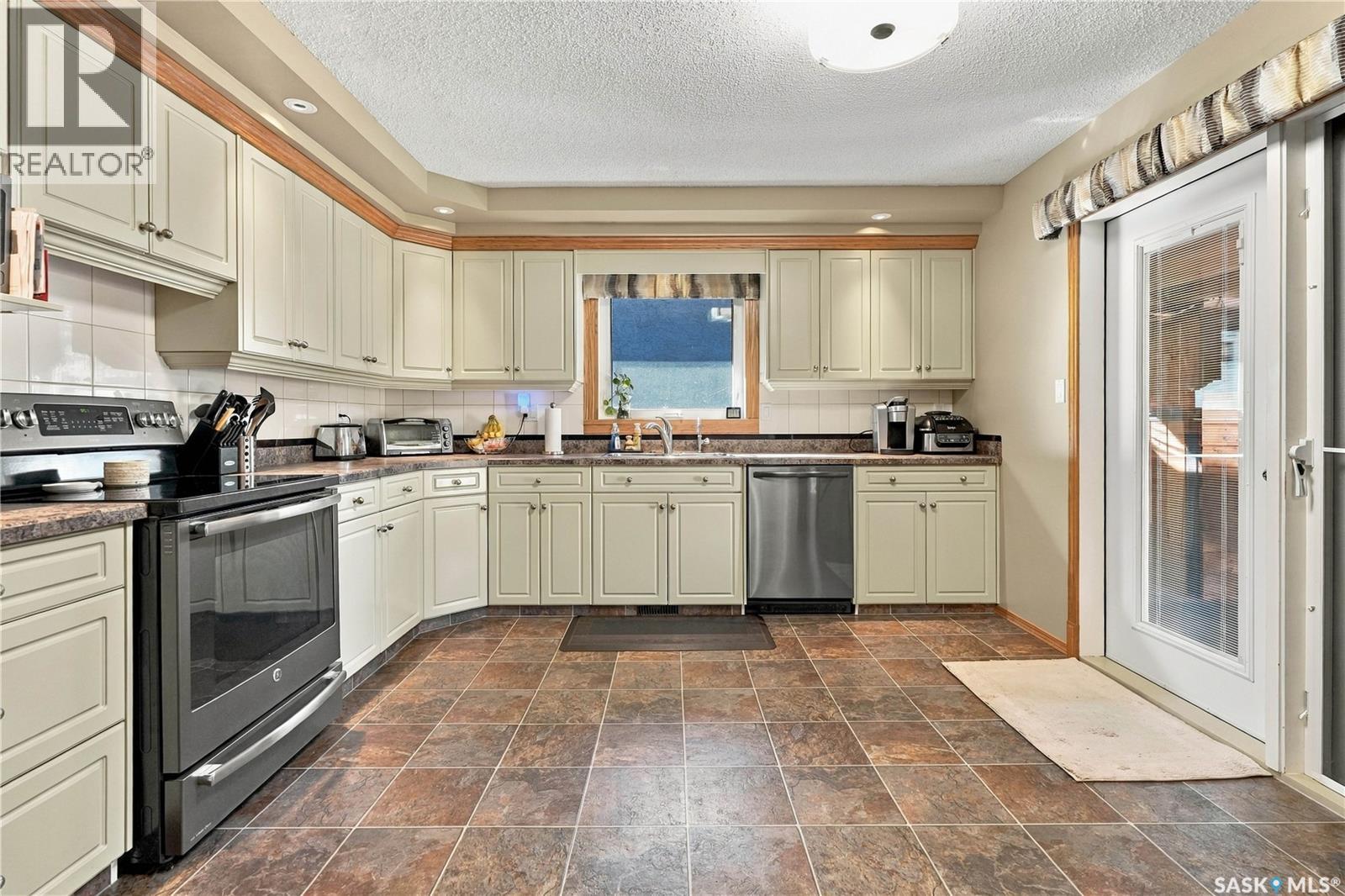 246 Hansen DRIVE, Regina — photo 13